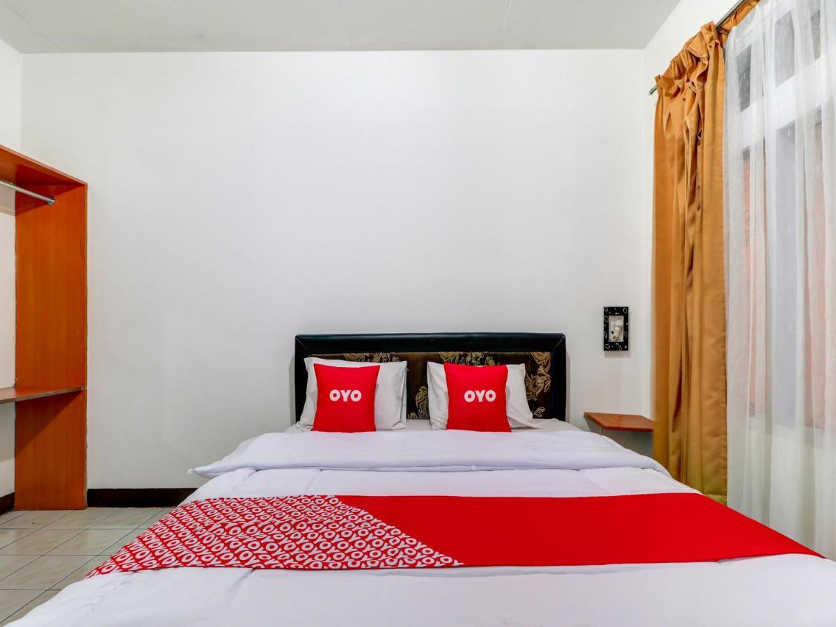 Oyo 3341 Ten Guest House Bandung Eksteriør bilde